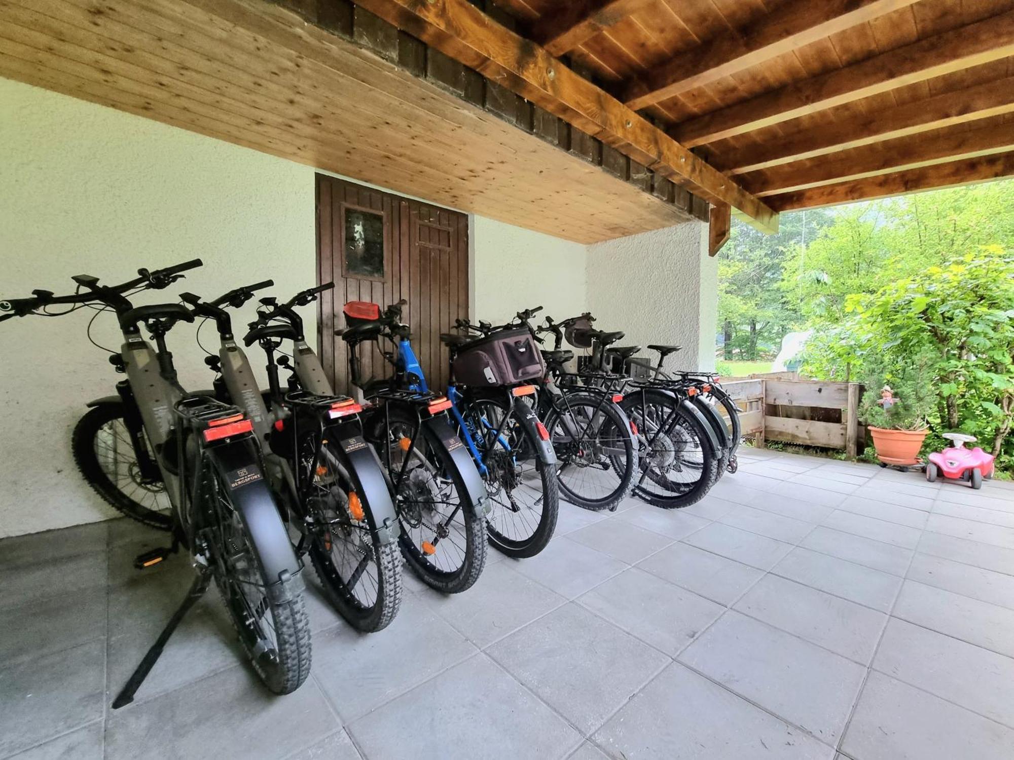 Gschwenderhaus Ferienwohnungen Oberstdorf Exterior foto