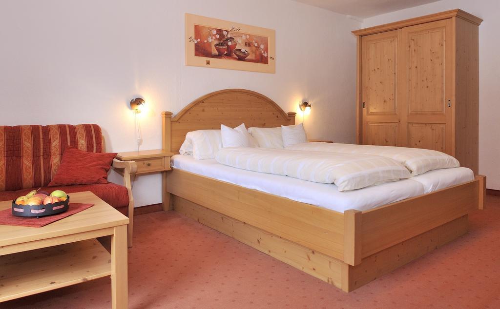 Gschwenderhaus Ferienwohnungen Oberstdorf Quarto foto