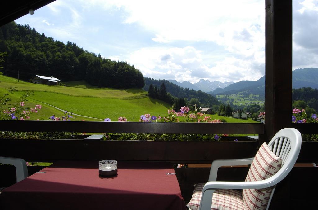 Gschwenderhaus Ferienwohnungen Oberstdorf Quarto foto