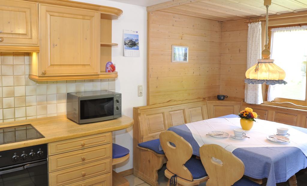 Gschwenderhaus Ferienwohnungen Oberstdorf Quarto foto